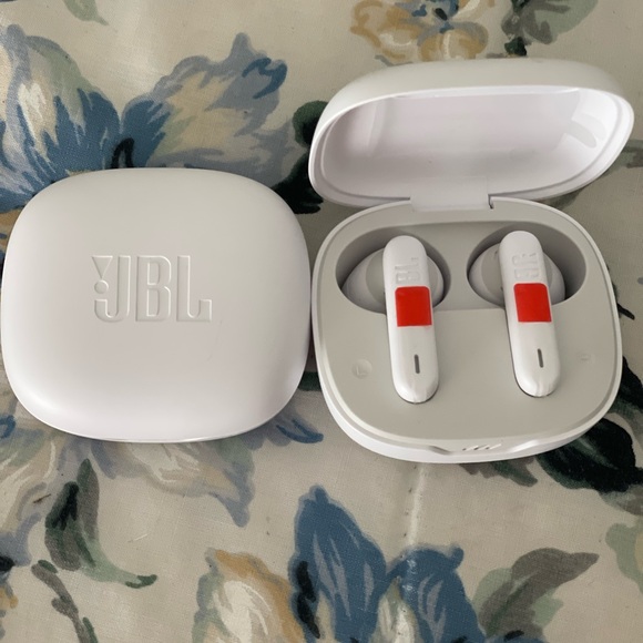 2 JBL White and Red Wireless Earbuds